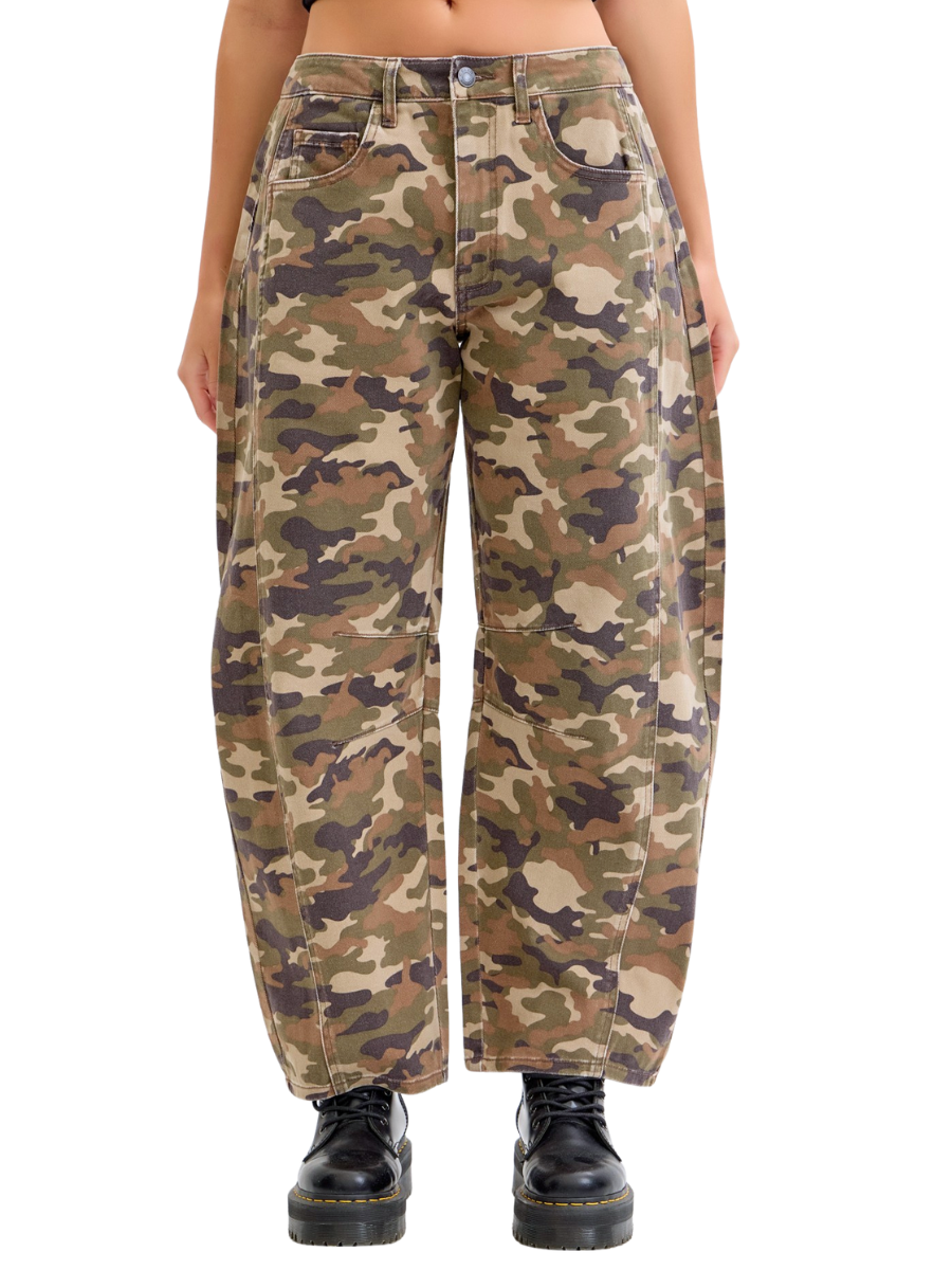 Camo Mid Waisted Barrel Jeans