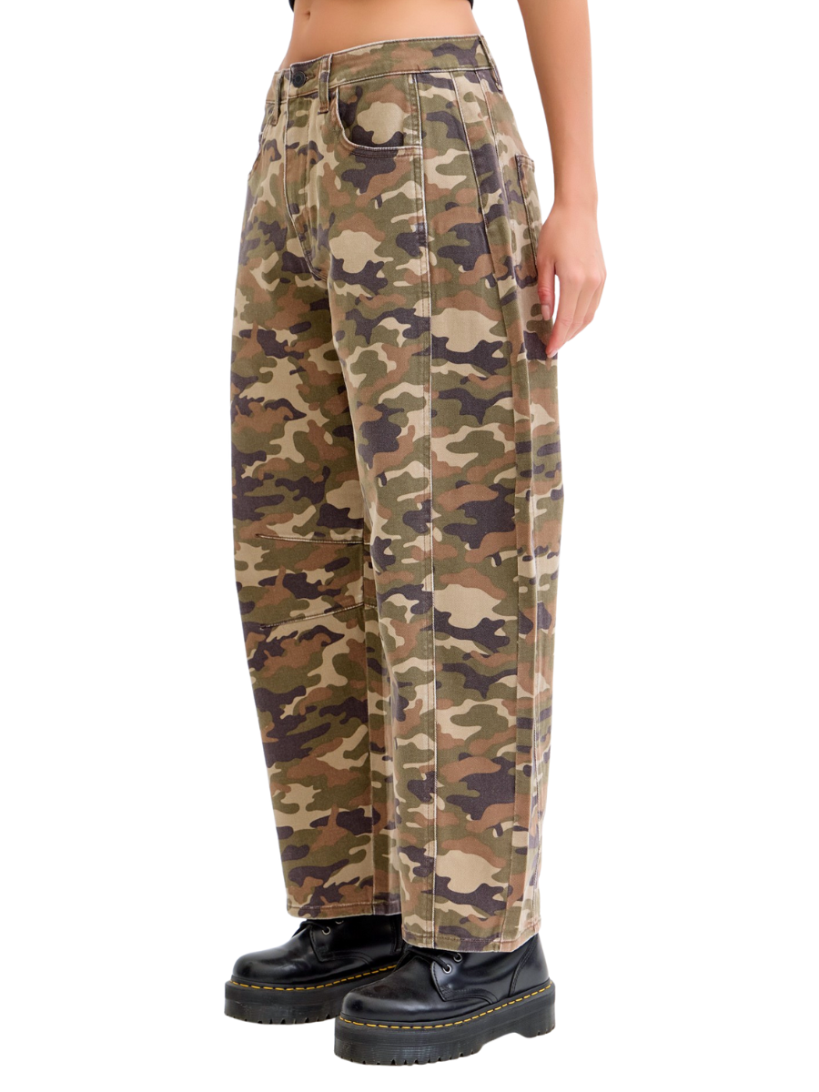 Camo Mid Waisted Barrel Jeans